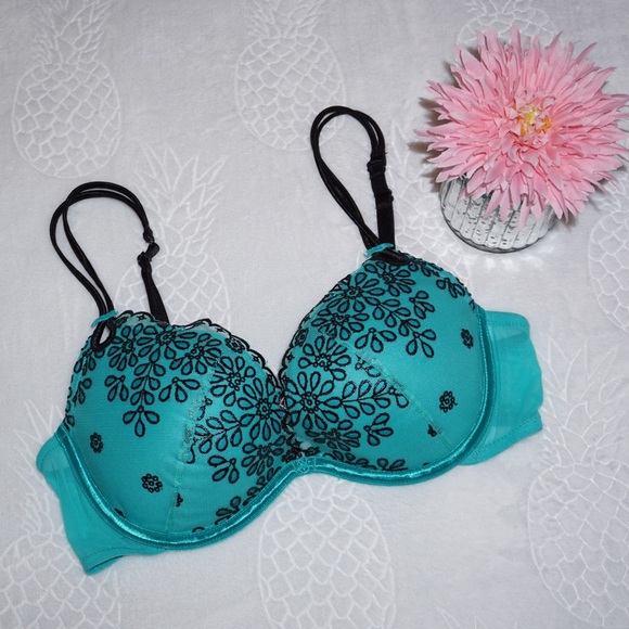 Victoria's Secret Other - Victoria Secret Sexy Little Thing Push up Bra
